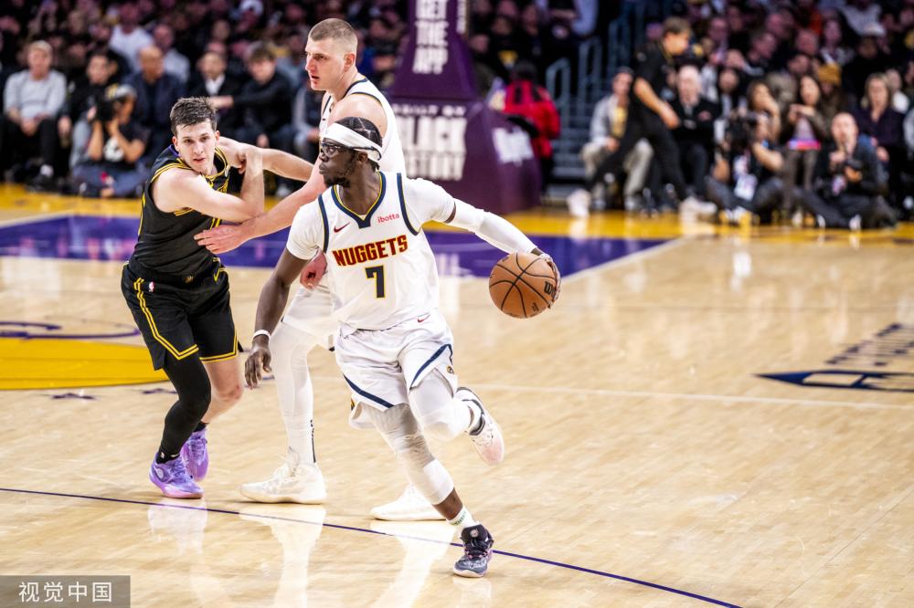 赛中创造更 赛中创造更